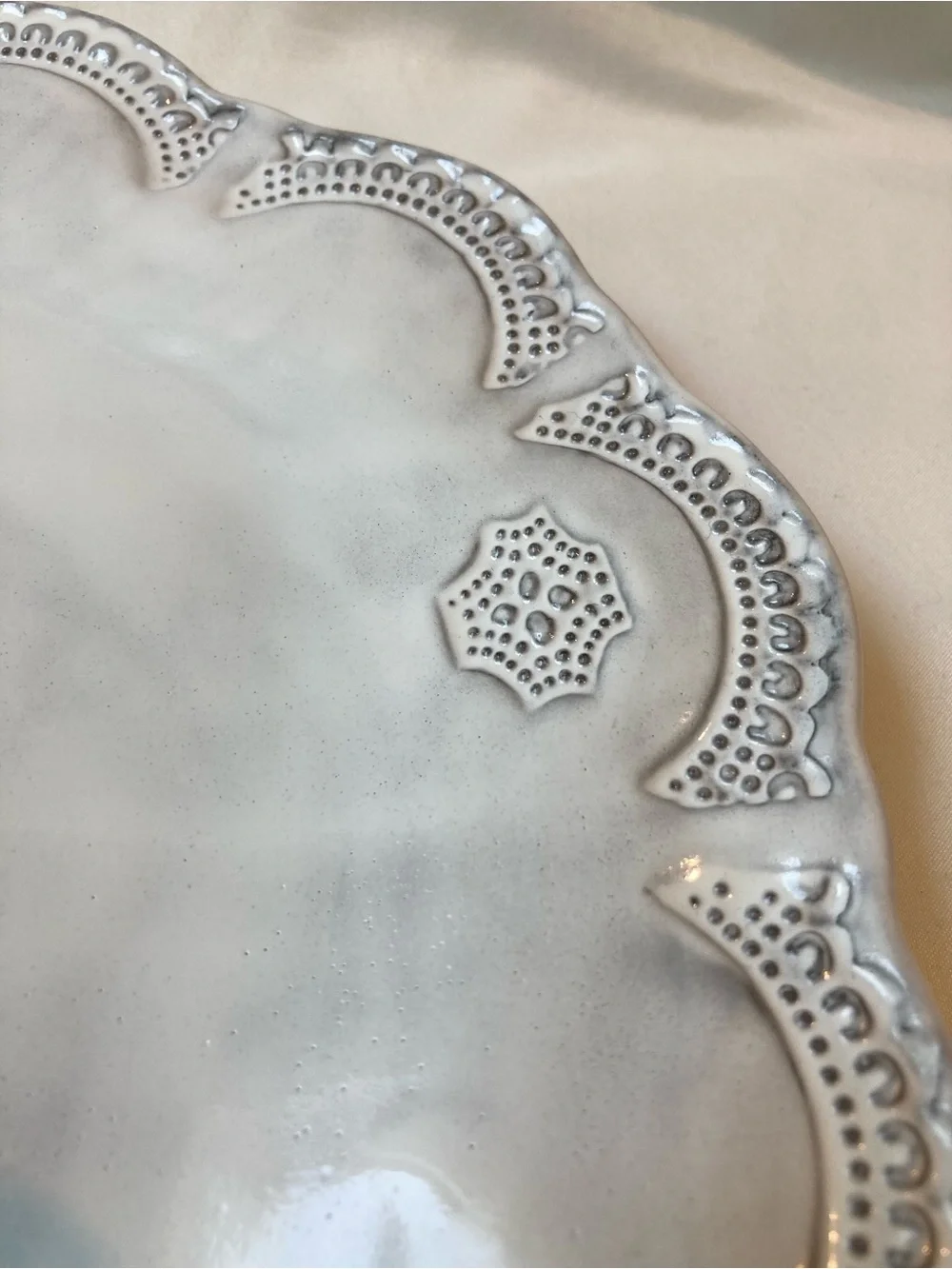Vietri Incanto Lace European Dinner Plate 11.5”Gray White Italian Replacement